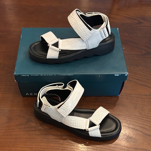 AEROSOLES Shoes - Aerosoles Women’s Sandals 7.5 TL